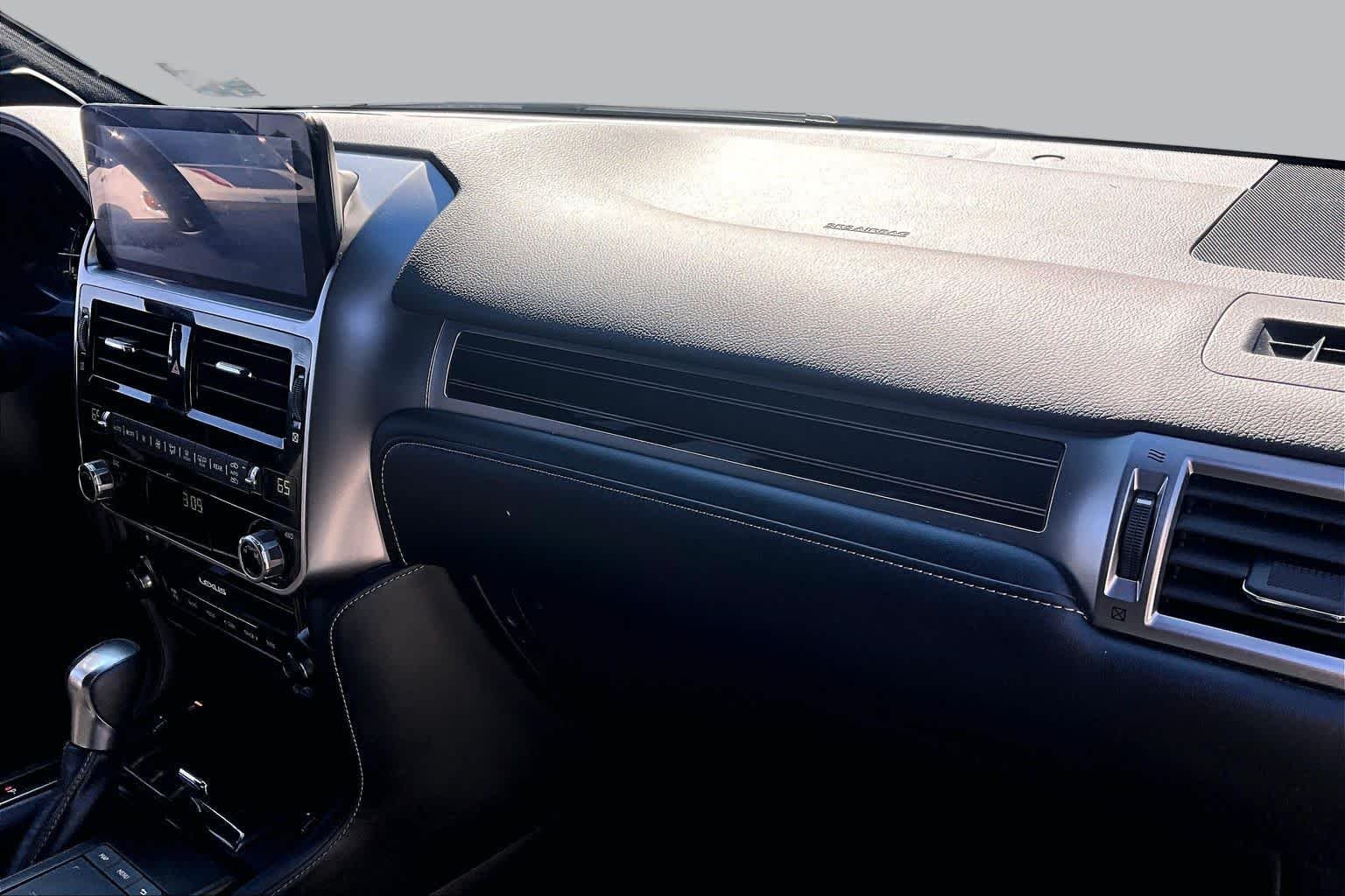 Used 2023 Nebula Gray Pearl Lexus Premium image 18