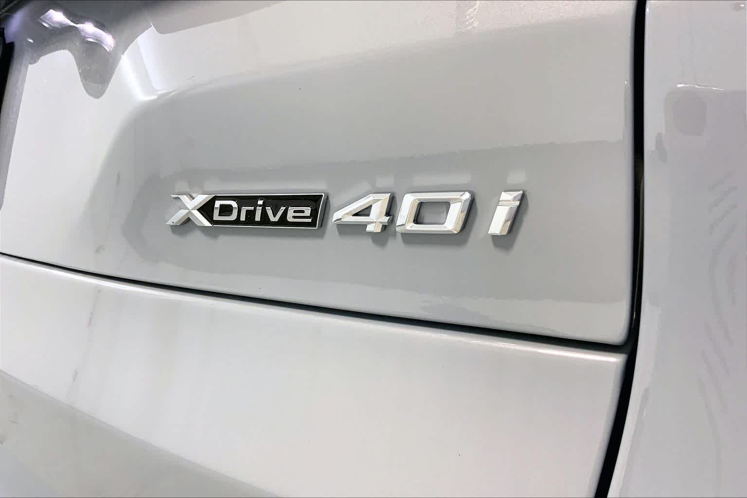 New 2026 Brooklyn Grey Metallic BMW xDrive40i image 15