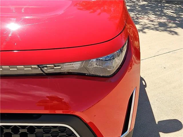 Used 2023 Inferno Red KIA LX (IVT) image 7