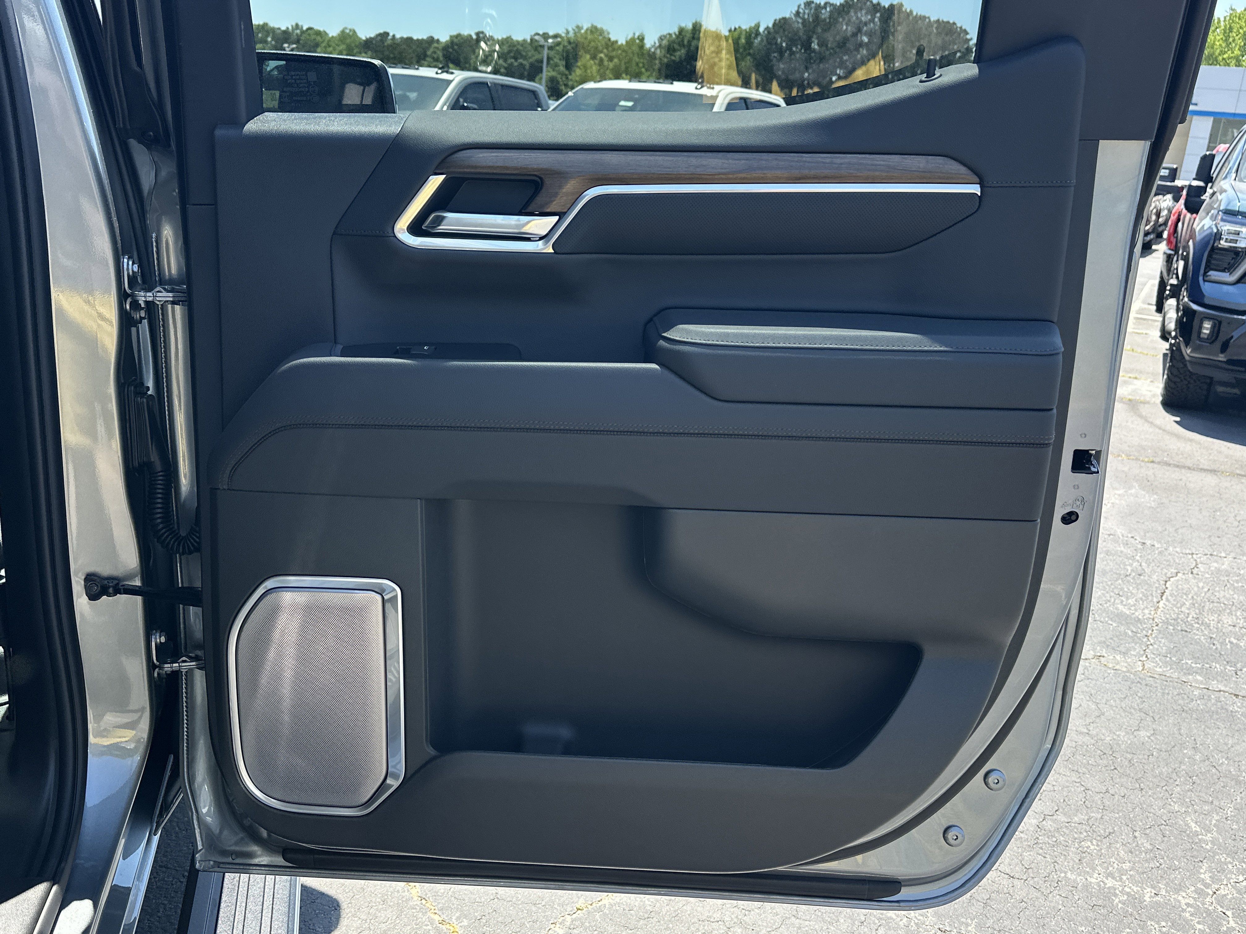 2026 Chevrolet Silverado 1500 High Country - Photo 17