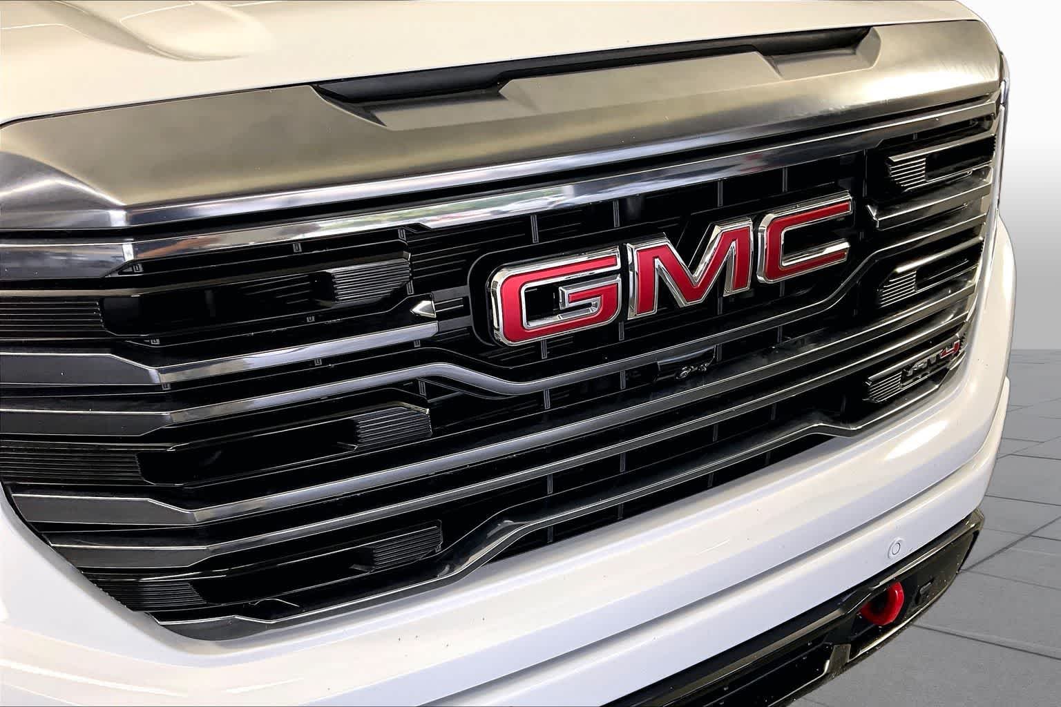 Certified Used 2024 Summit White GMC AT4 image 29