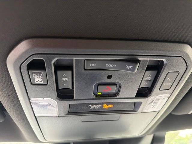 New 2026 Magnetic Gray Metallic Toyota  Platinum image 22