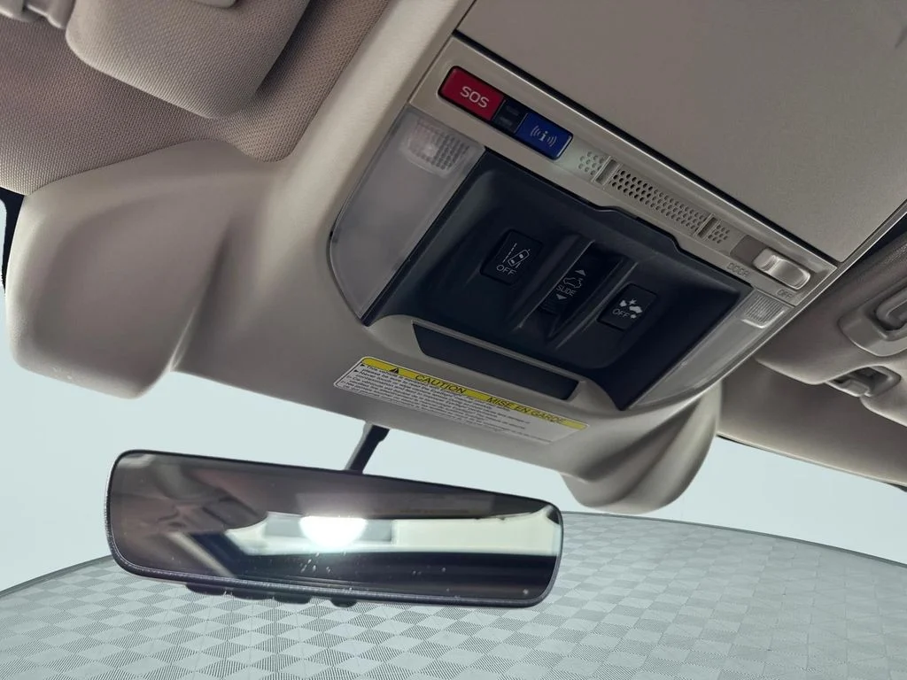 Used 2019 White Subaru Sport image 30