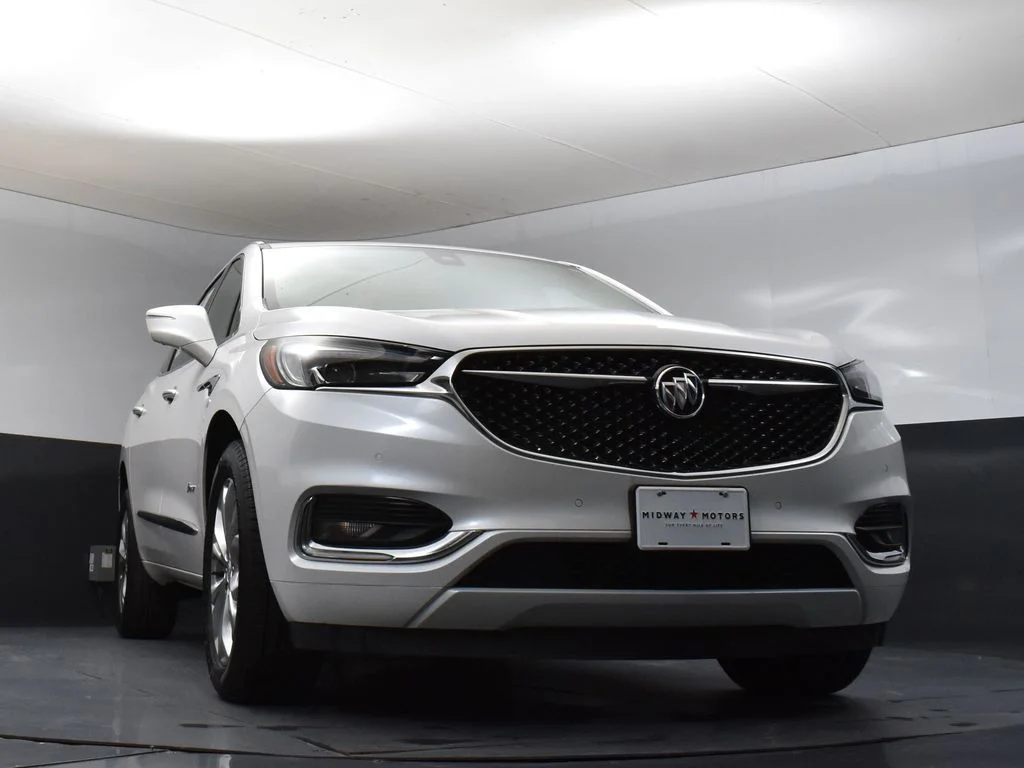 Used 2021 White Frost Buick Avenir image 32