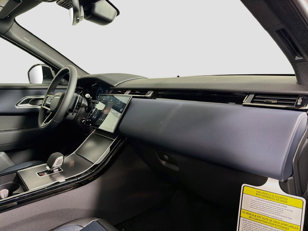 New 2026 Fuji White Land Rover S image 31