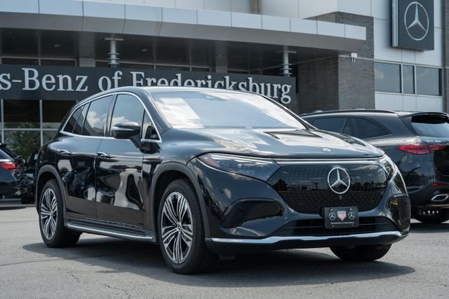 Used 2023 Black Mercedes-Benz 450 image 1