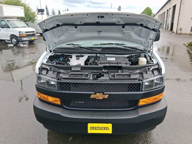 2025 Chevrolet Express Cargo Work Van - Photo 17
