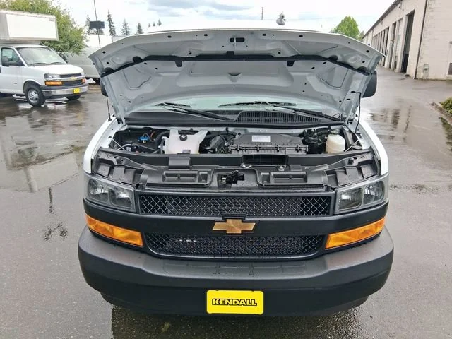 2025 Chevrolet Express Cargo Work Van - Photo 17