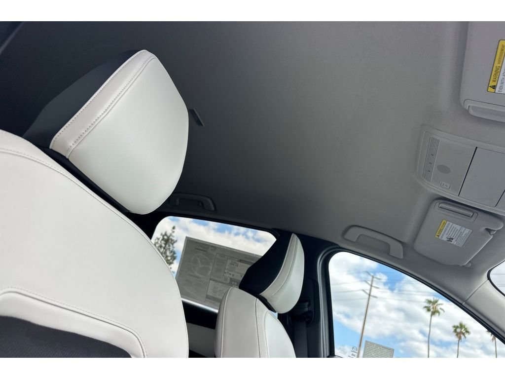 New 2026 Rhodium White Metallic Mazda 2.5 S Select AWD image 16