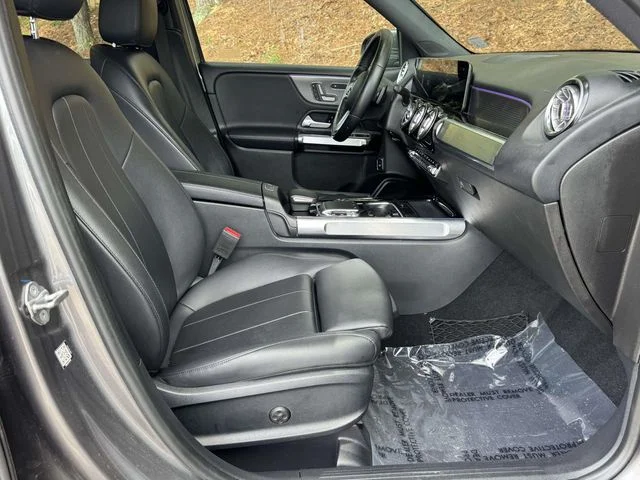 Used 2020 Gray Mercedes-Benz GLB 250 image 16
