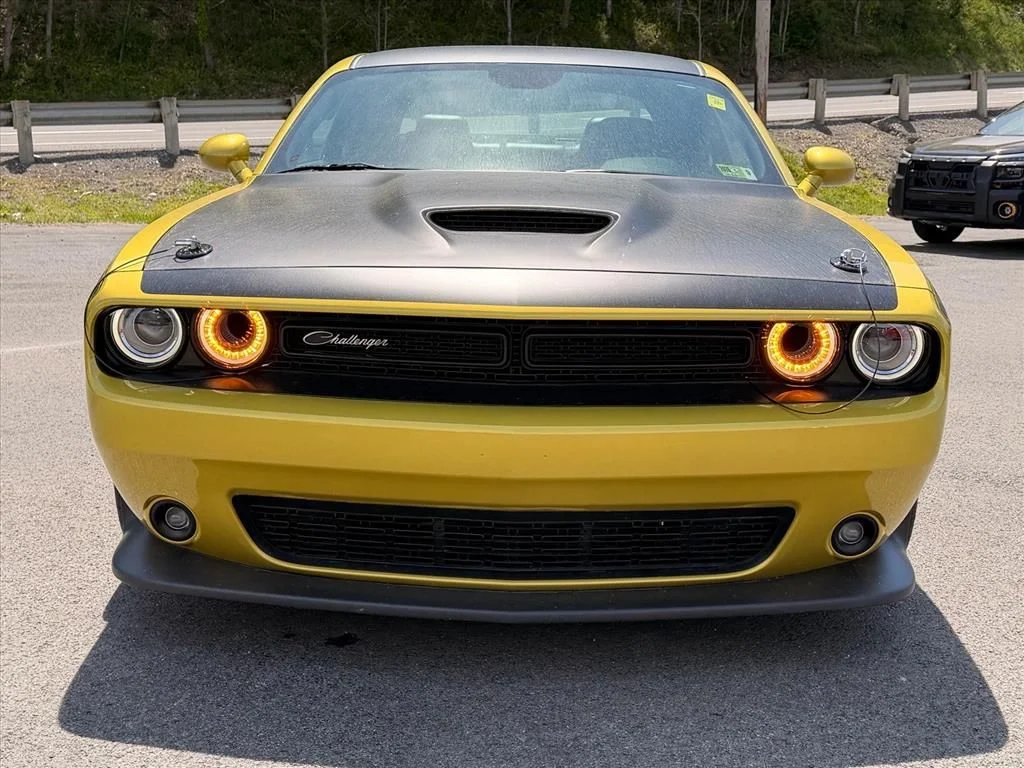 Used 2021 Gold Dodge R/T Scat Pack image 18