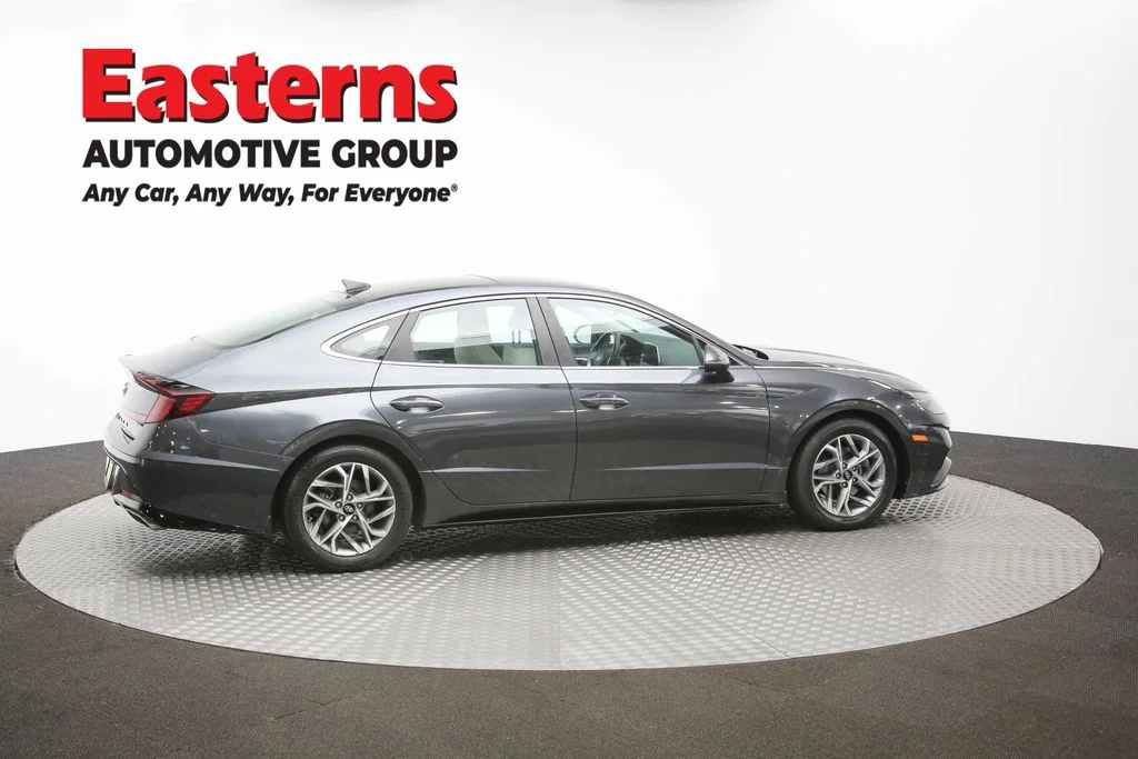 Used 2023 Gray Hyundai SEL image 47
