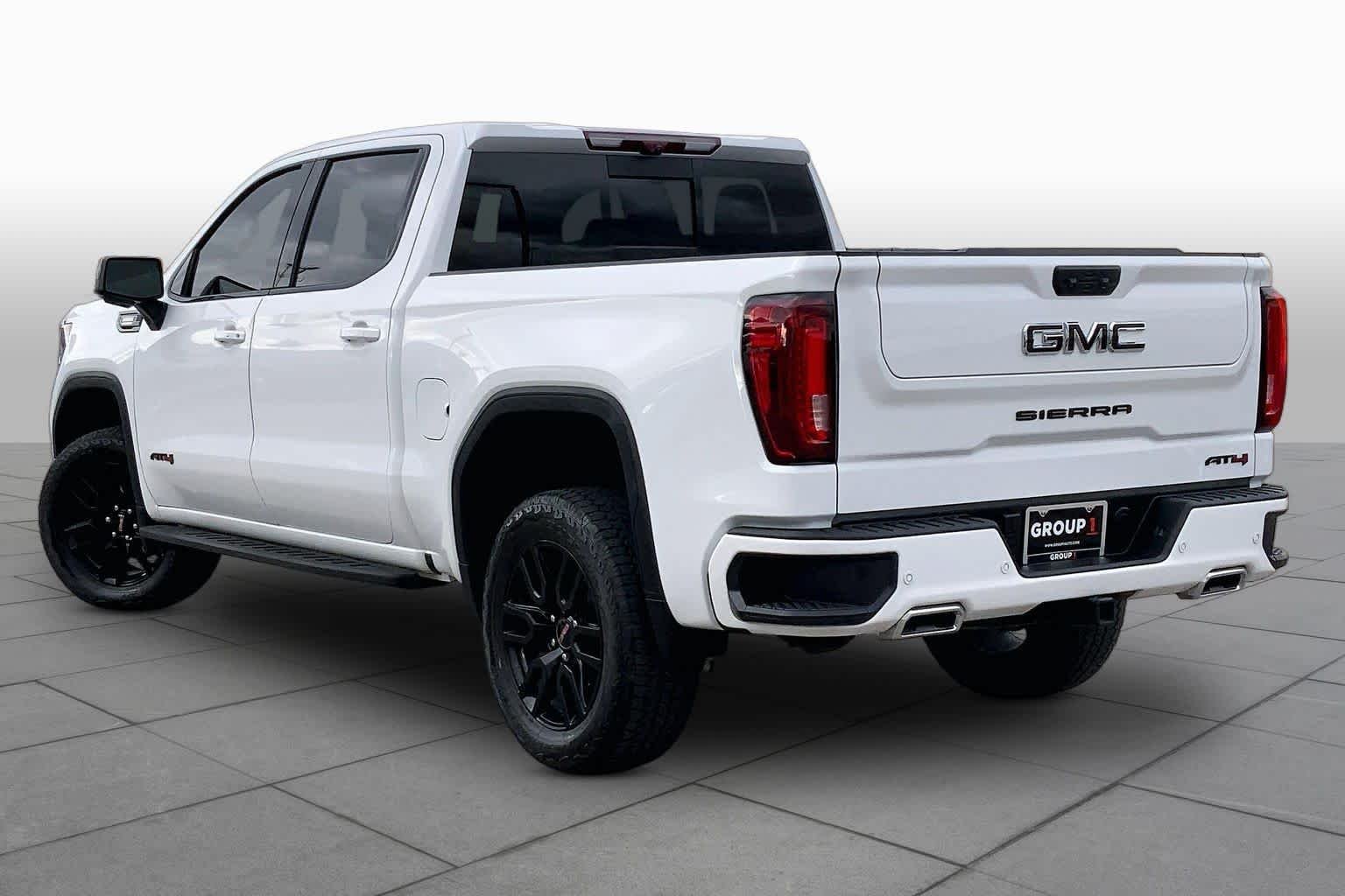 Used 2025 Summit White GMC AT4 image 12