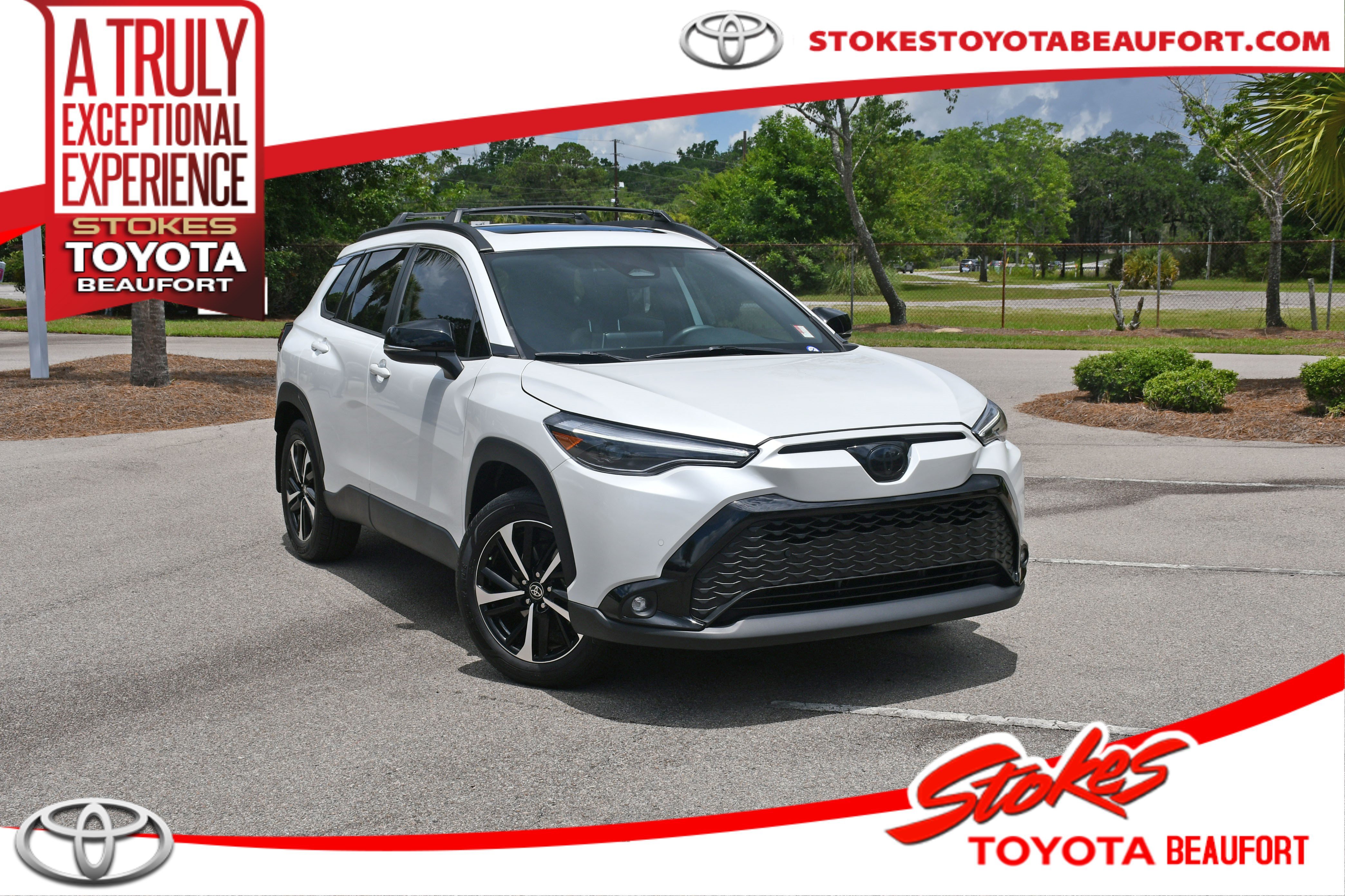 Used 2025 Beige Toyota Hybrid XSE image 1