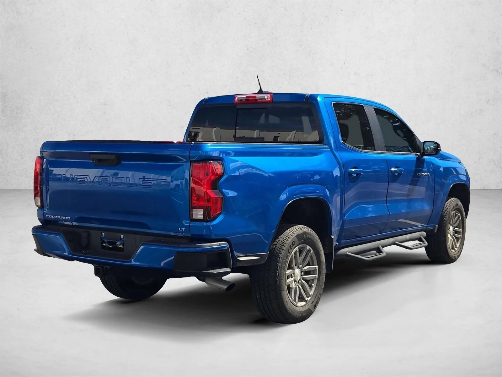 Used 2023 Glacier Blue Metallic Chevrolet 2WD LT image 5