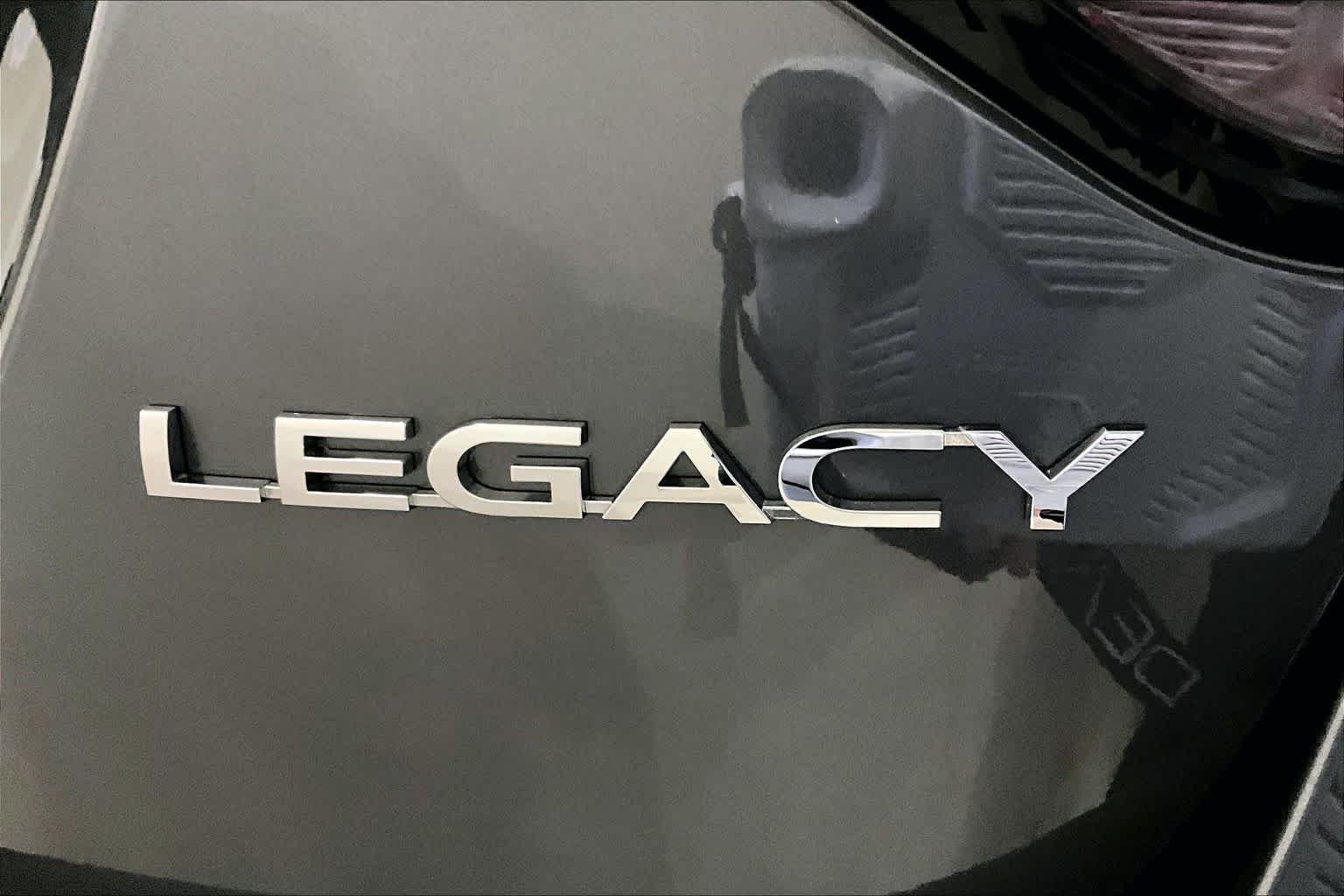Used 2023 Magnetite Gray Metallic Subaru Premium image 9