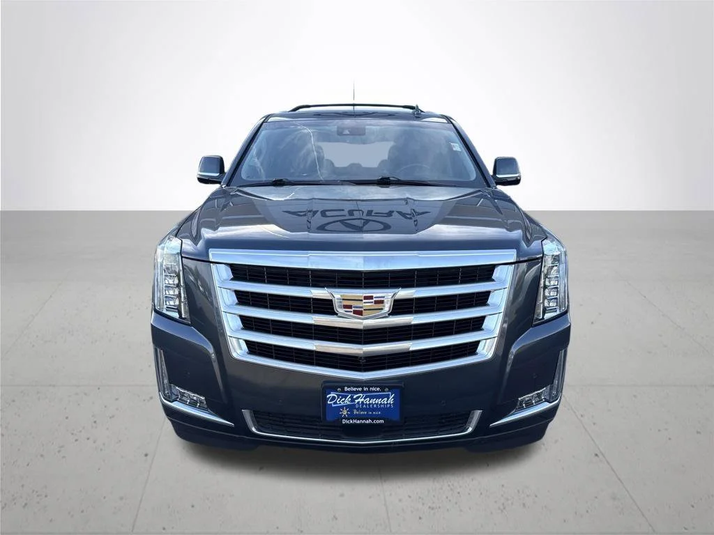 Used 2019 Gray Cadillac Premium Luxury image 3