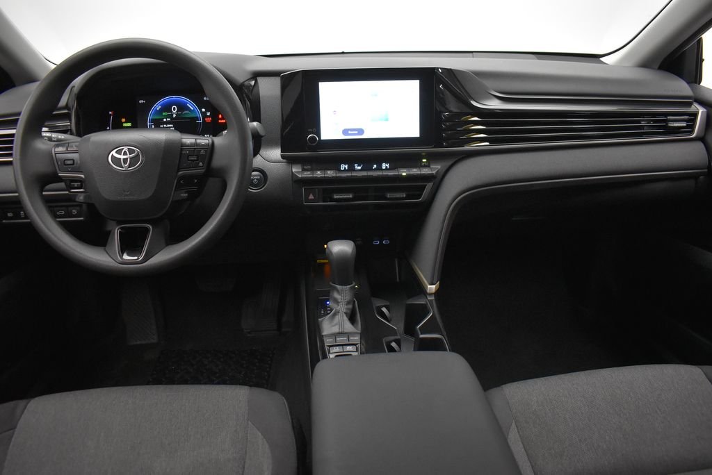 Used 2025 White Toyota LE image 25