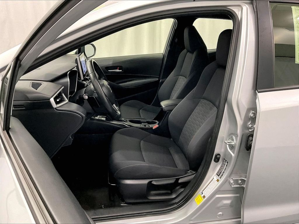 Used 2024 Classic Silver Metallic Toyota SE image 10