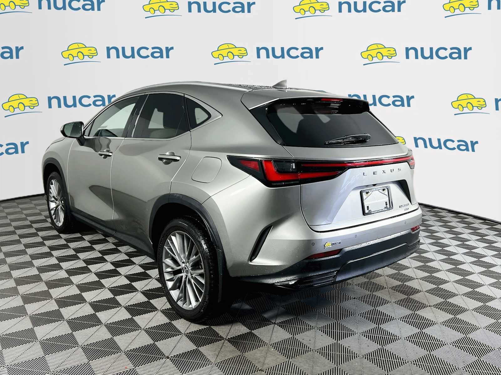 Used 2024 Atomic Silver Lexus Luxury image 5