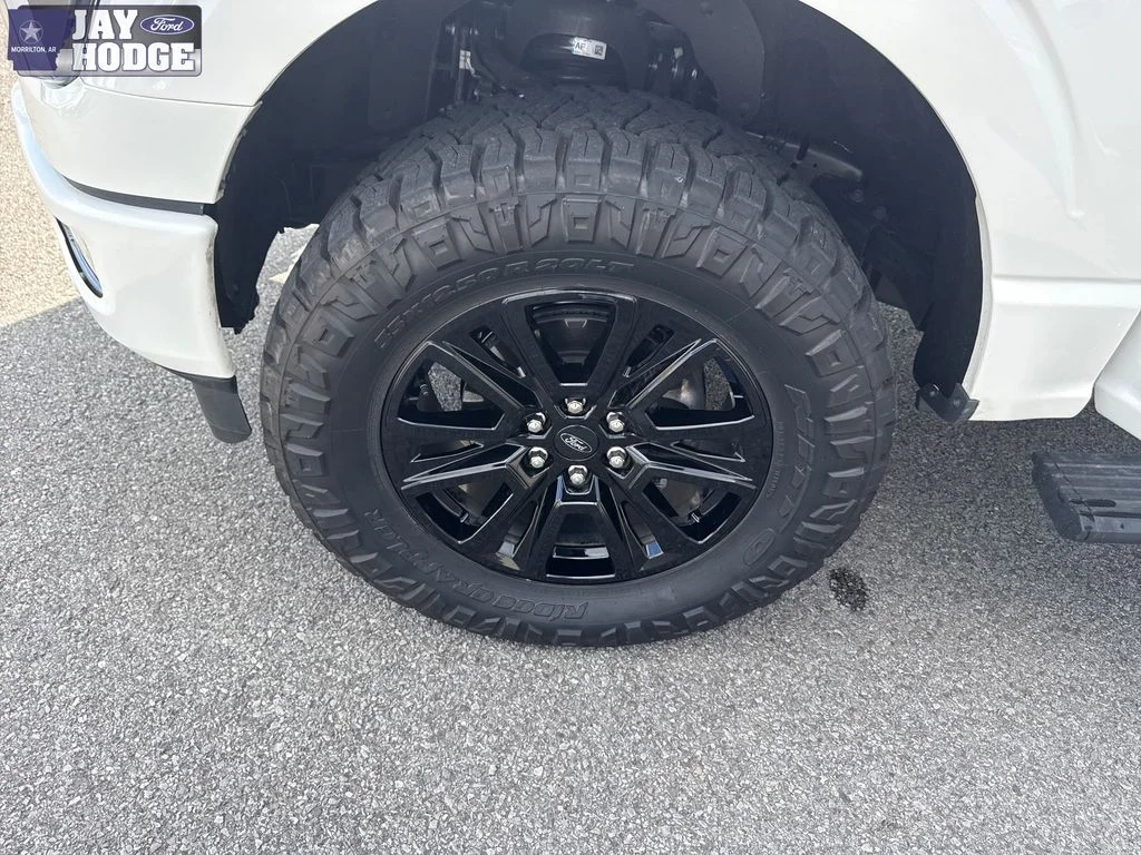 New 2026 Star White Metallic Tri-Coat Ford Platinum® image 26
