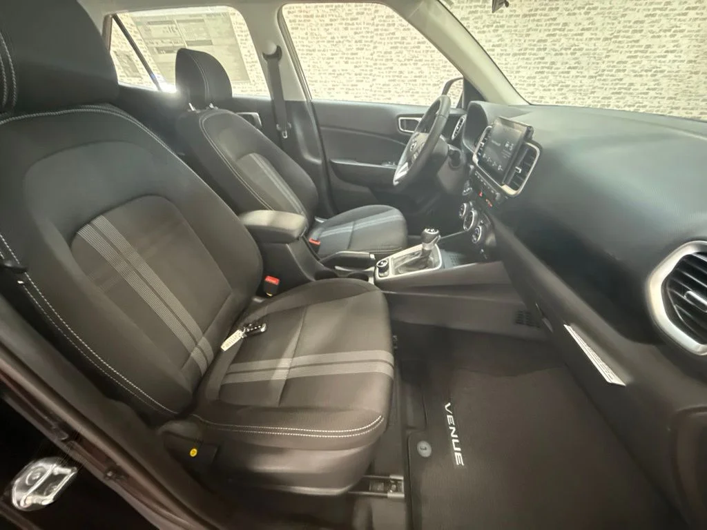 New 2026 Onyx Black Hyundai SEL image 12
