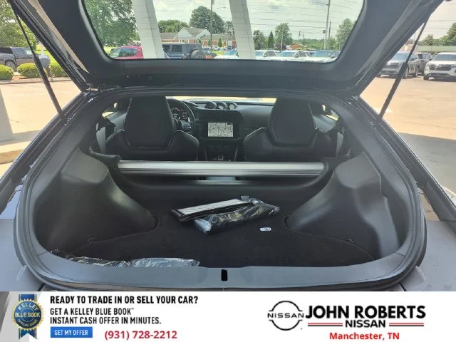 New 2026 Pearl White TriCoat / Super Black Two-tone Nissan Performance image 21