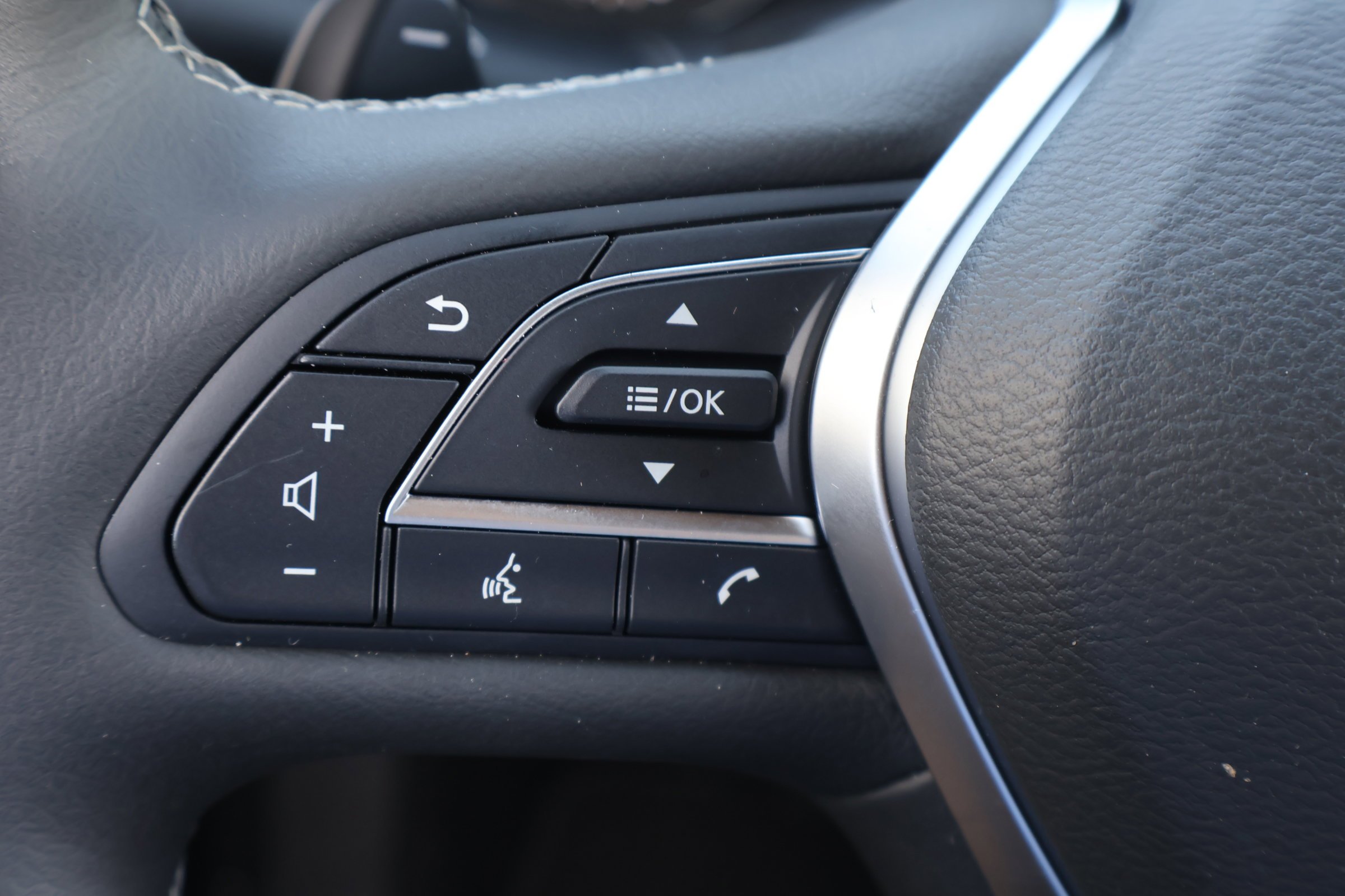 2025 INFINITI QX50 Sport - Photo 24