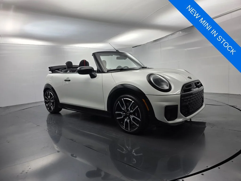 New 2026 White MINI Iconic image 1