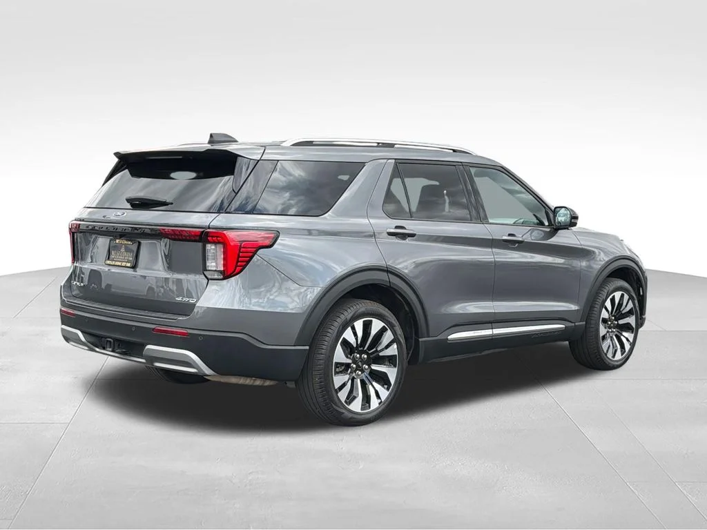 Used 2025 Gray Ford Platinum image 7