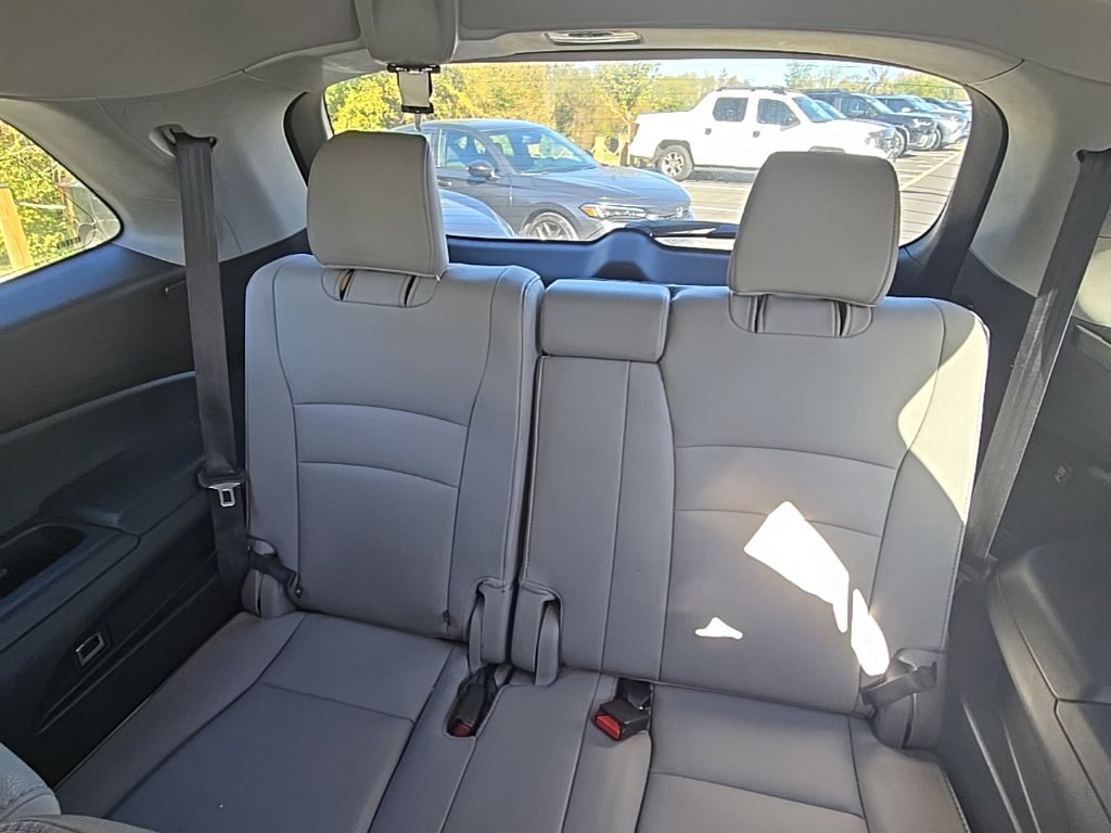 Used 2017 Modern Steel Metallic Honda EX-L image 14