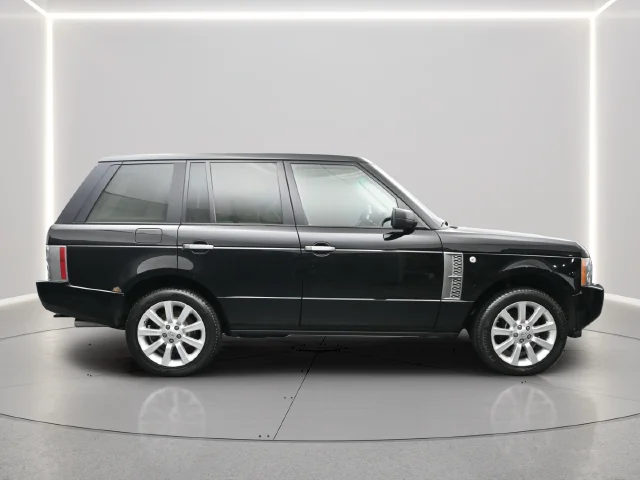 Used 2006 Black Land Rover Supercharged image 9