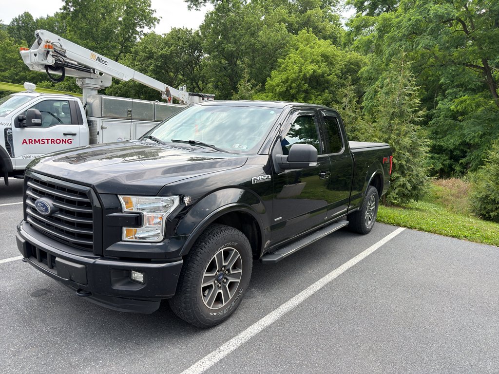 Used 2016 Shadow Black Ford Lariat image 2