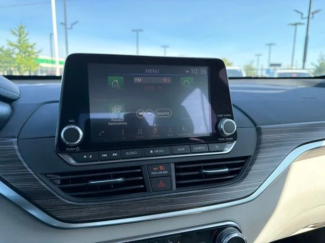 Used 2019 Red Nissan 2.0 Edition ONE image 37