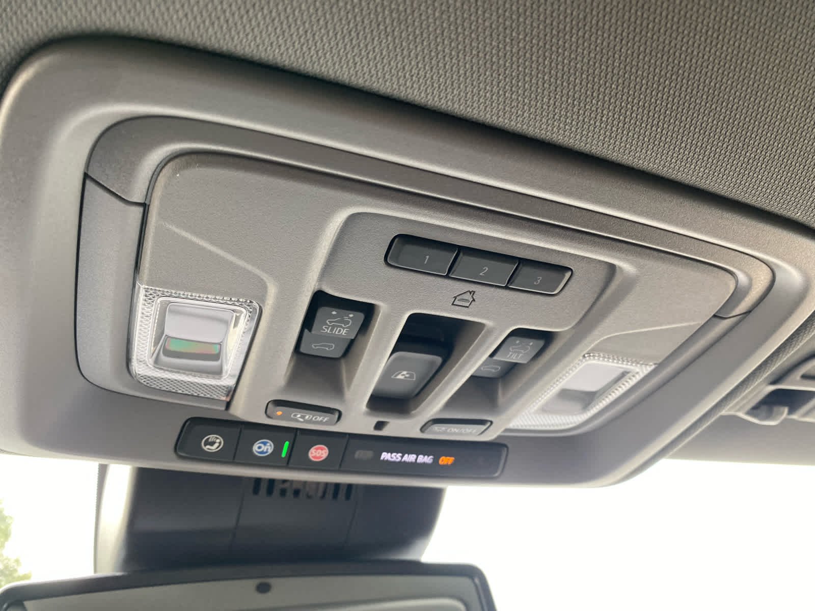 2026 GMC Sierra 1500 SLT - Photo 20