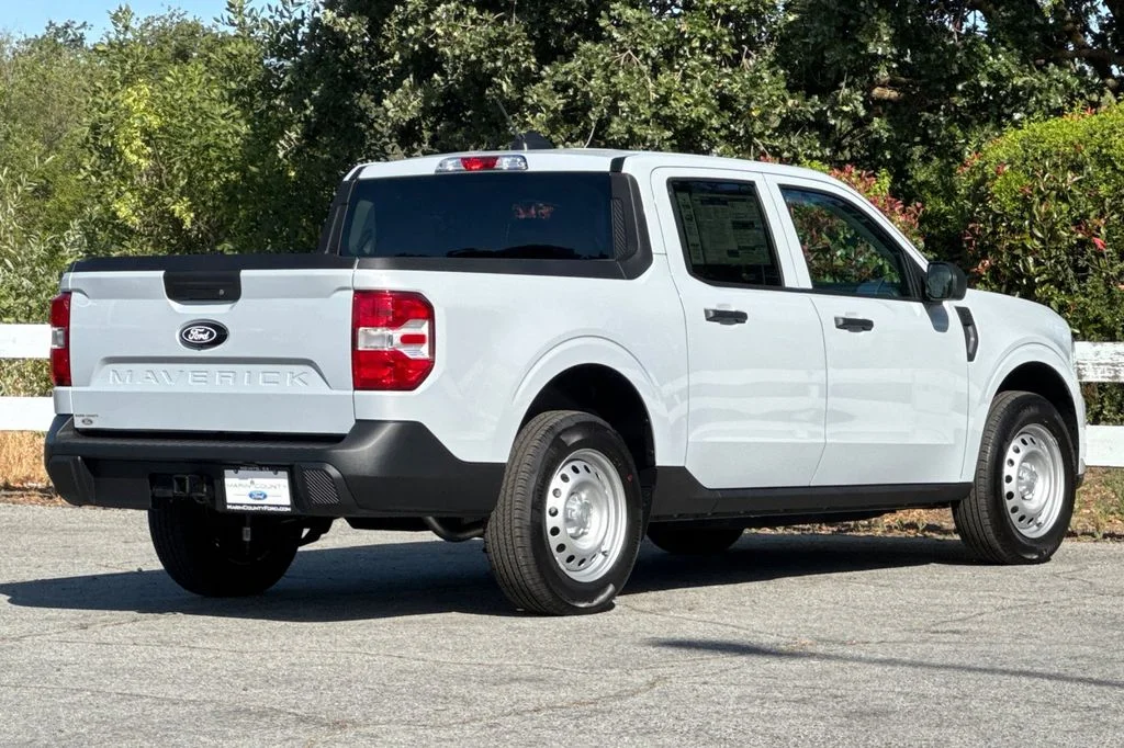 New 2026 White Metallic Ford XL image 4