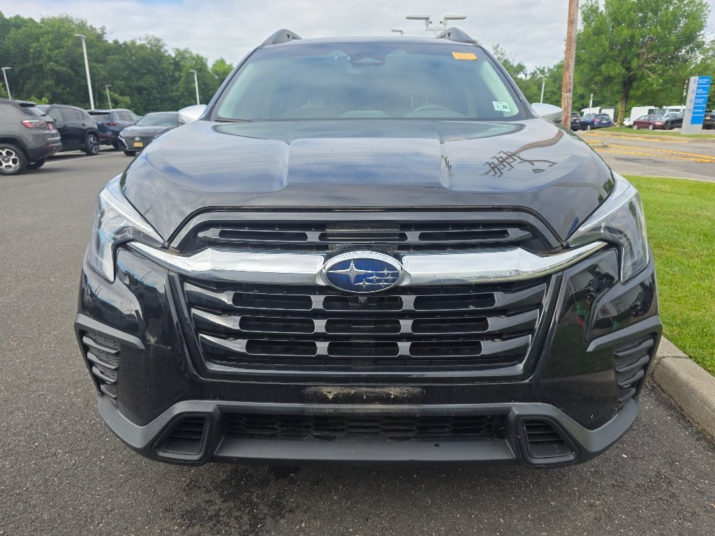 Used 2023 Crystal Black Silica Subaru Limited image 2
