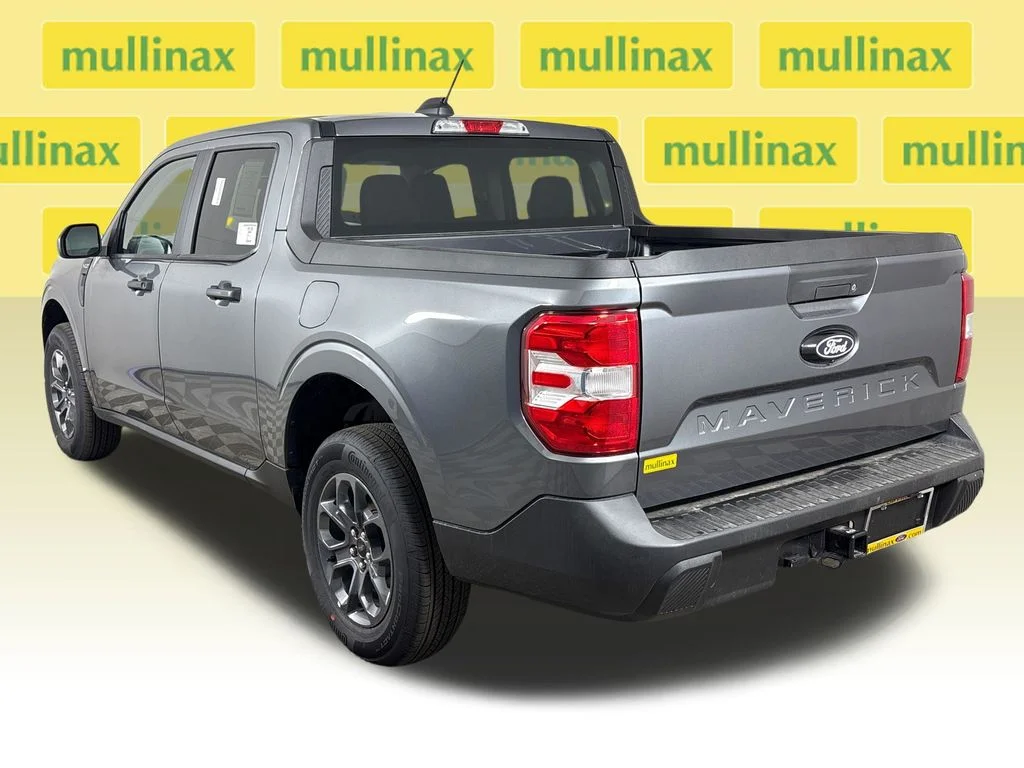 New 2026 Gray Ford XLT image 9