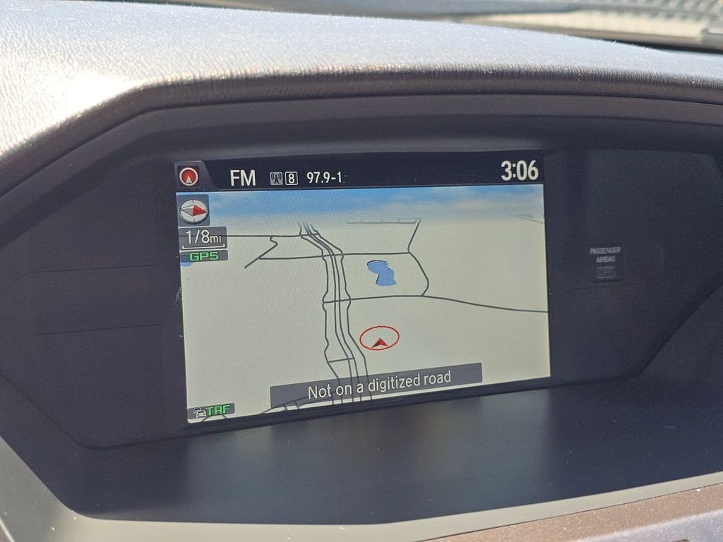 Used 2015  Honda Touring image 30