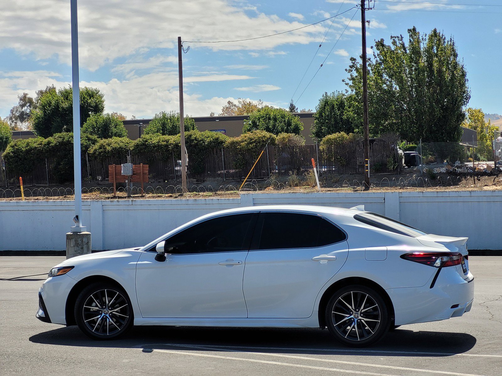 Used 2022  Toyota  image 7