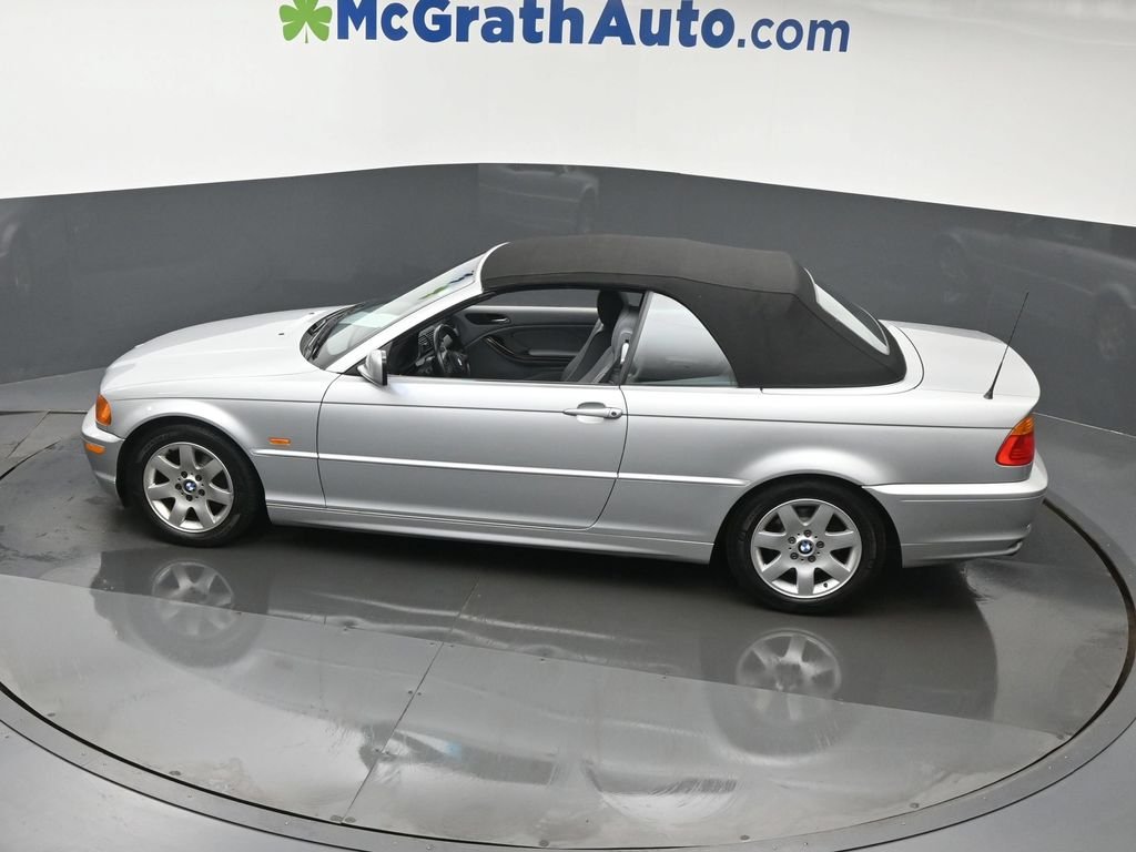 Used 2001 Silver BMW 325Ci image 21