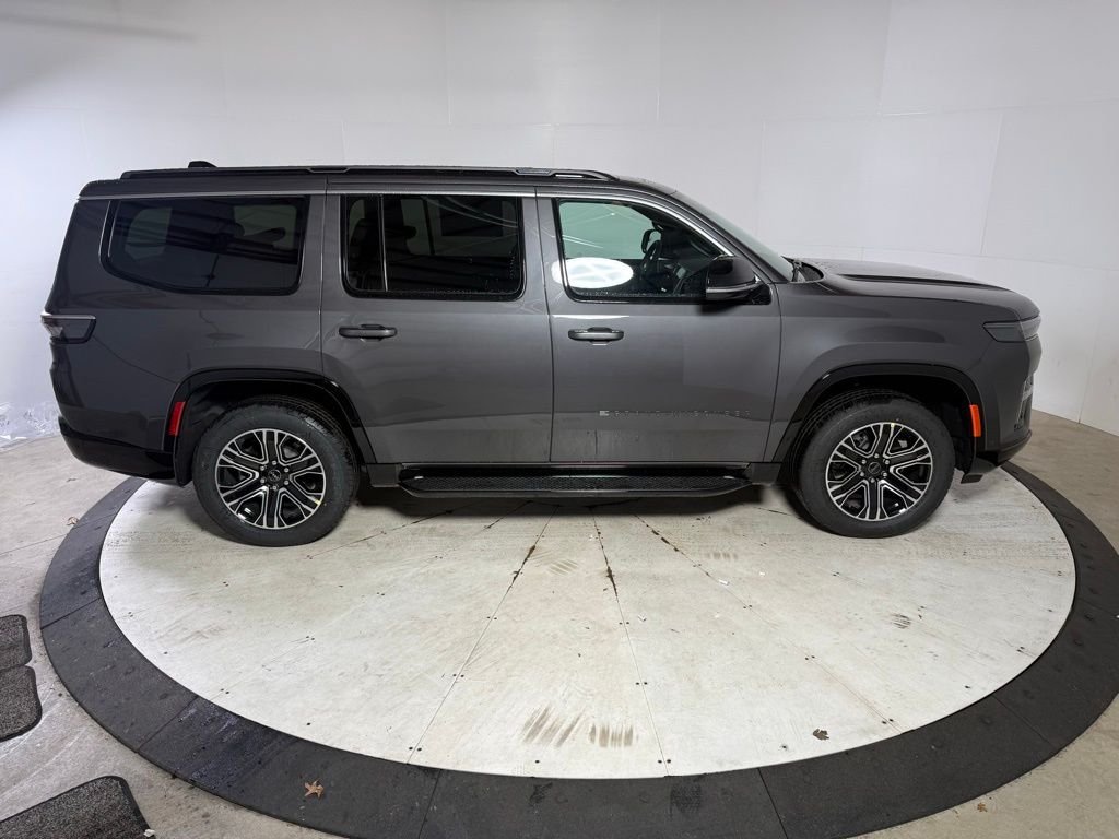 New 2026 Baltic-Gray Metallic Clear-Coat Exterior Paint Jeep  image 8