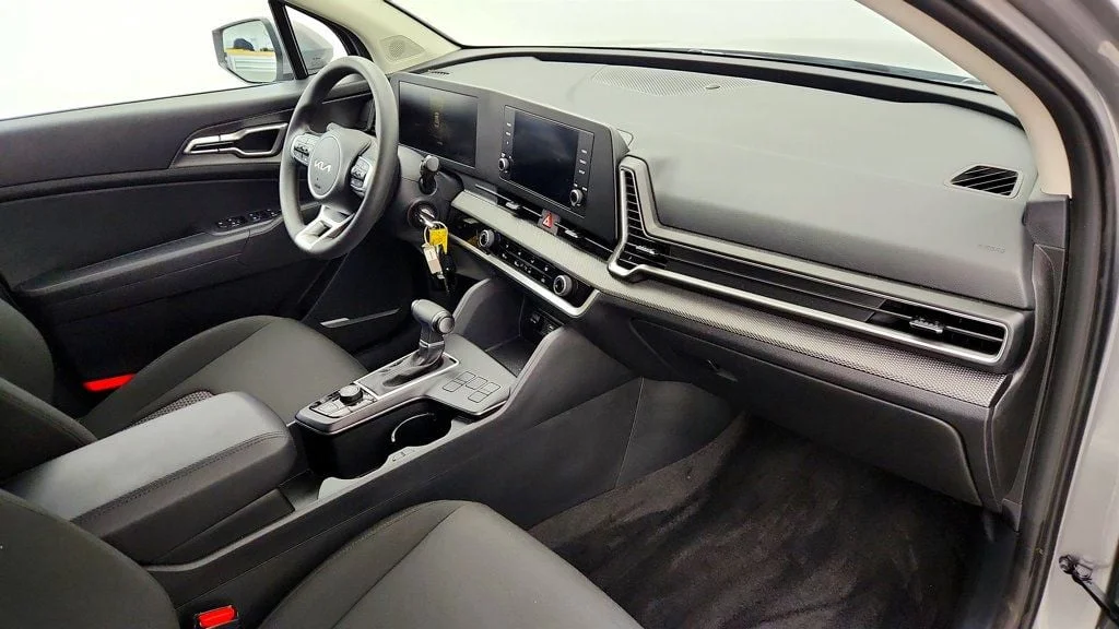 Used 2025 Steel Gray Kia LX FWD image 23