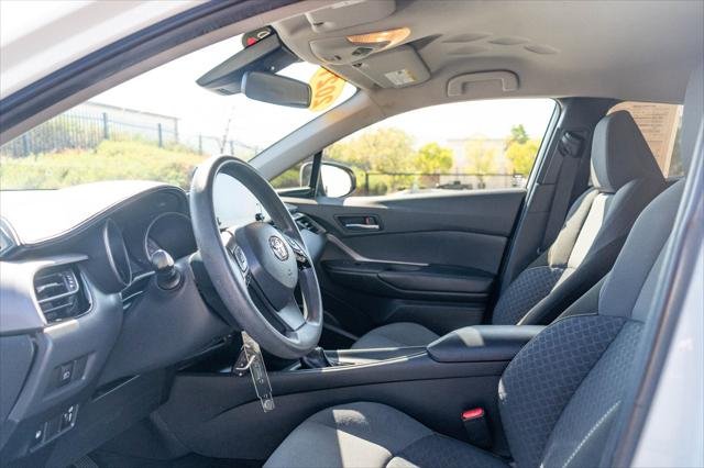 Certified Used 2021 BLIZZARD PEARL Toyota  image 15