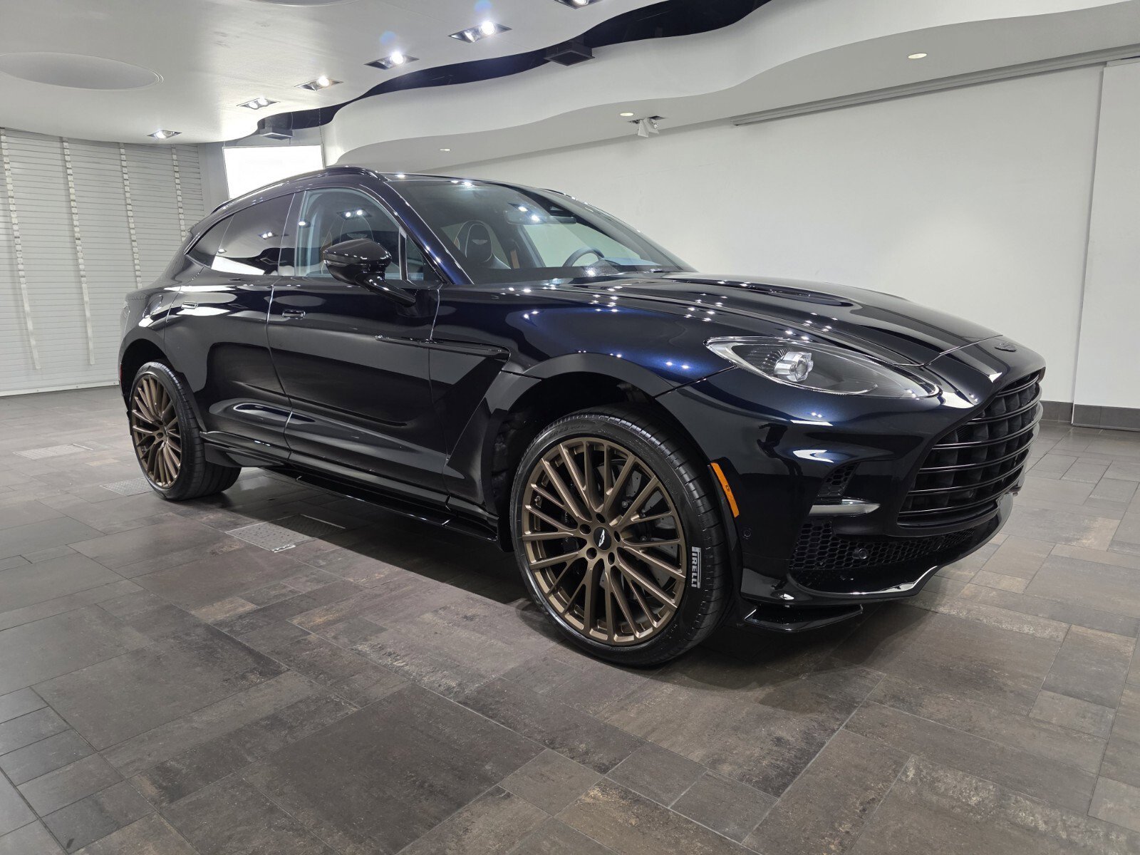 2026 Aston Martin DBX