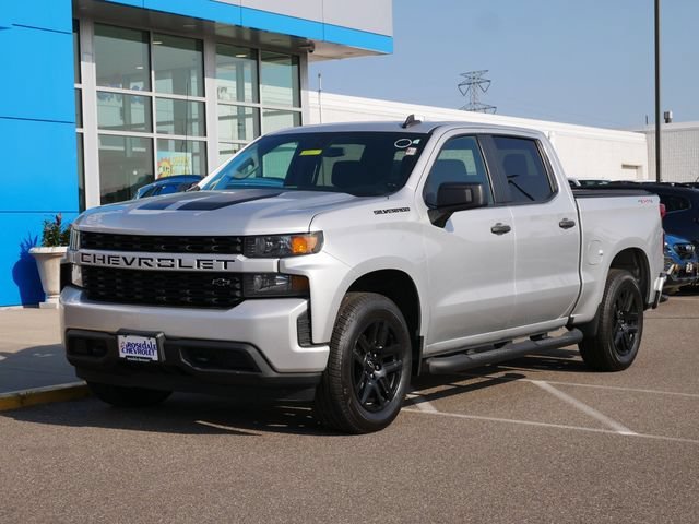 Used 2021 Chevrolet Silverado 1500 Custom with VIN 1GCPYBEK2MZ270183 for sale in Roseville, Minnesota