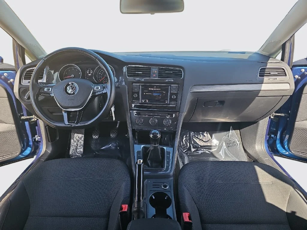 Used 2019 Blue Volkswagen S image 9