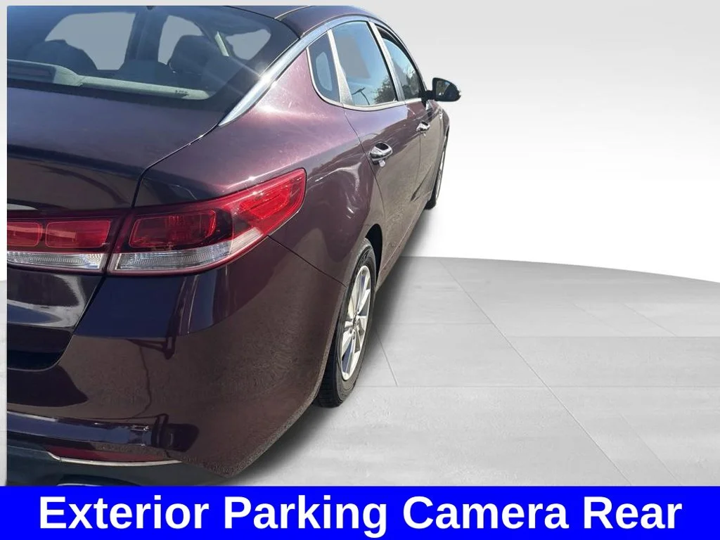 Used 2017 Purple Kia LX image 5