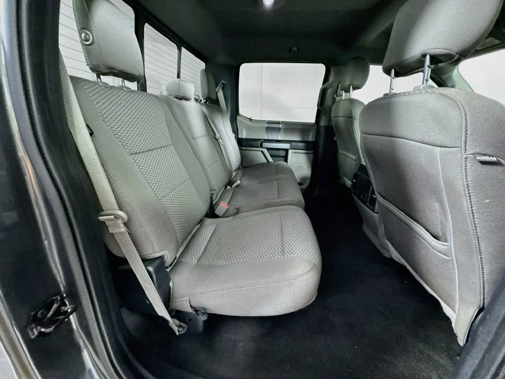 Used 2019 Gray Ford XLT image 32