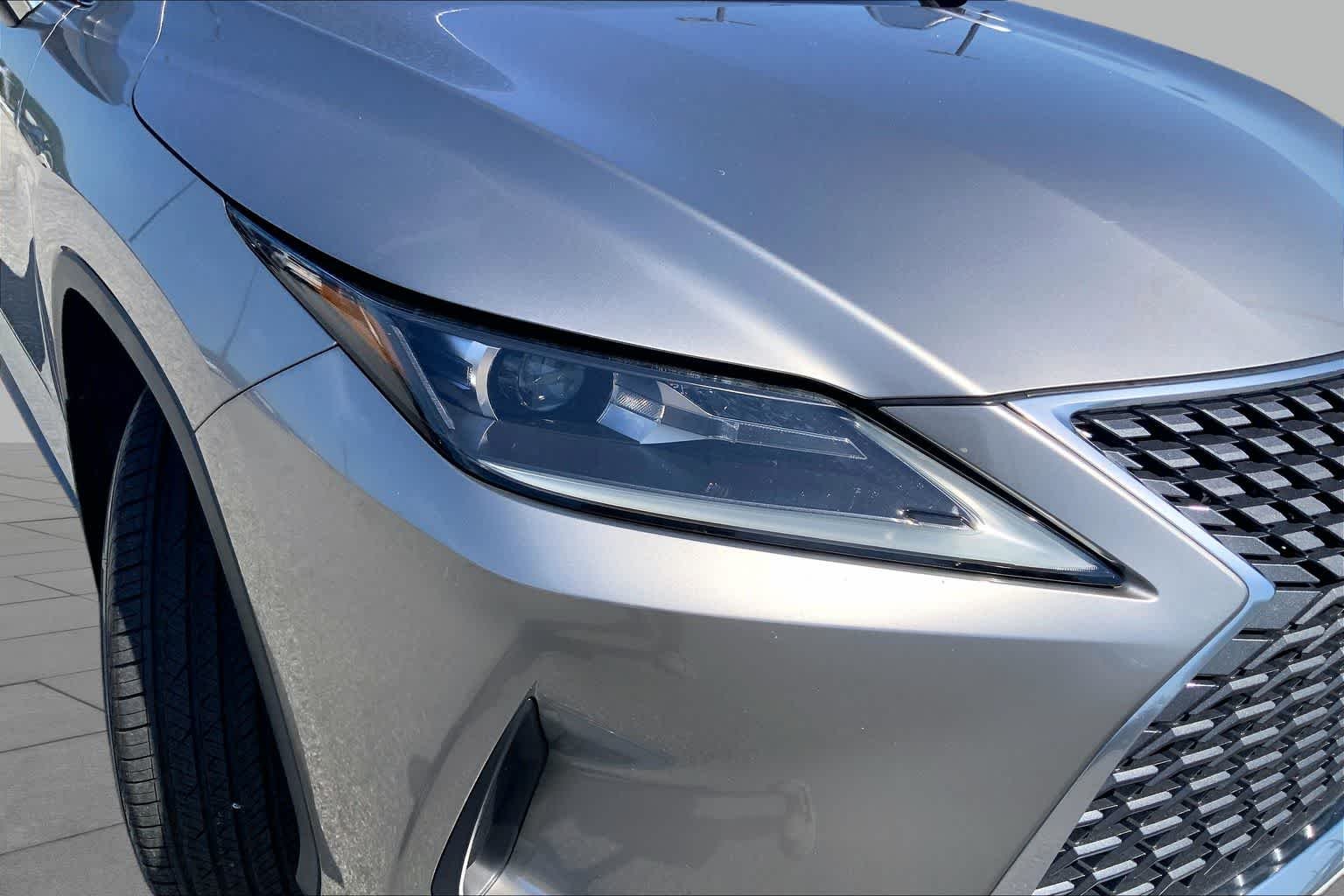 Used 2022 Atomic Silver Lexus  image 25